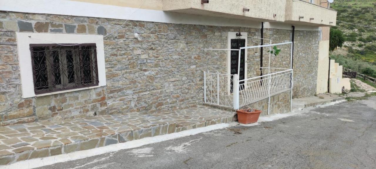 Апарт отель Il Panorama Housing Cilento Санта-Мария-ди-Кастеллабате Экстерьер фото