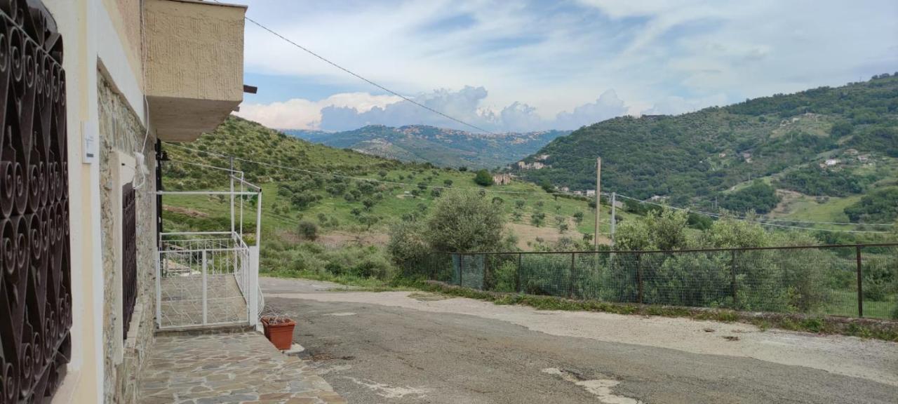 Апарт отель Il Panorama Housing Cilento Санта-Мария-ди-Кастеллабате Экстерьер фото