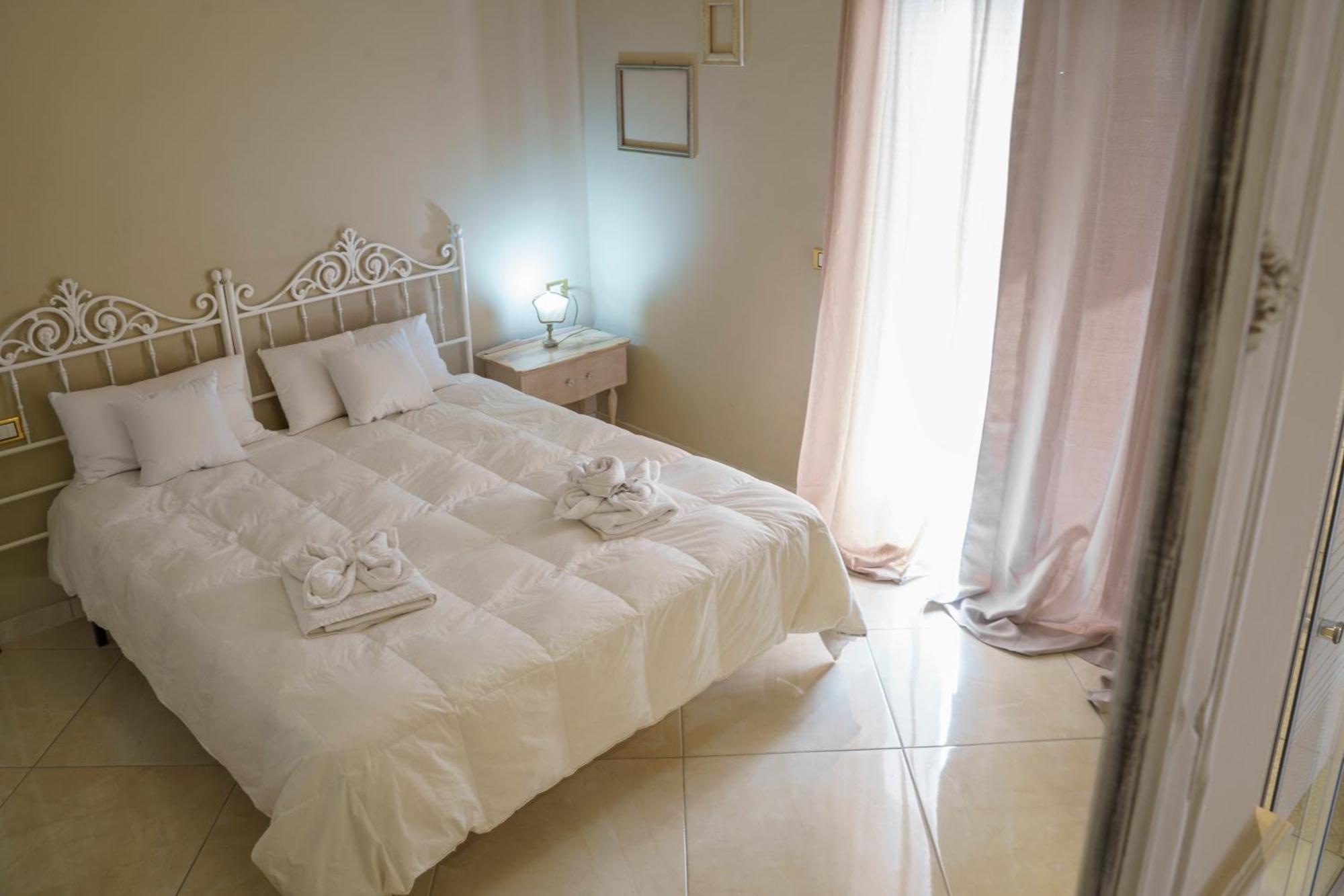 Апарт отель Il Panorama Housing Cilento Санта-Мария-ди-Кастеллабате Экстерьер фото