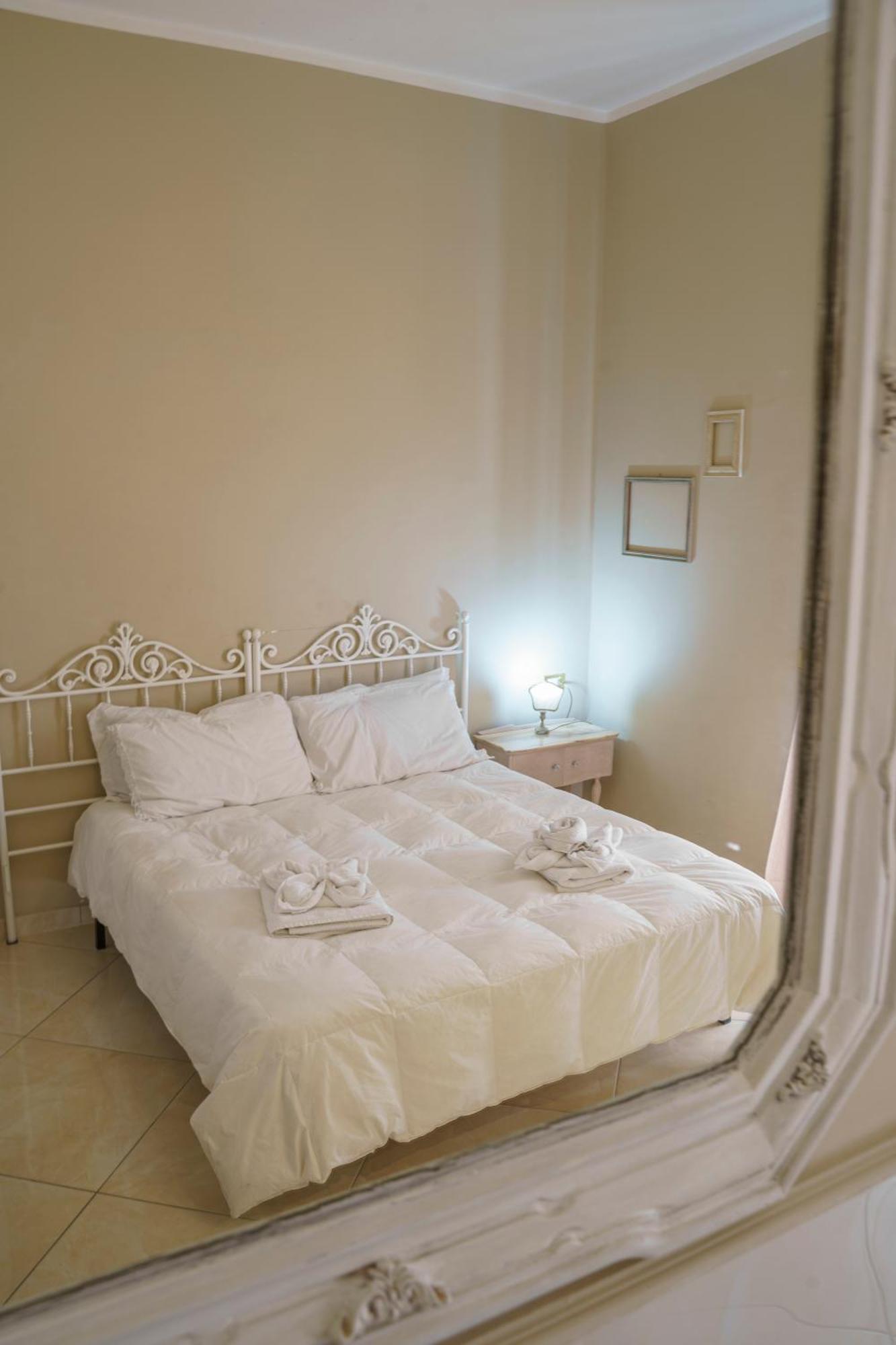Апарт отель Il Panorama Housing Cilento Санта-Мария-ди-Кастеллабате Экстерьер фото
